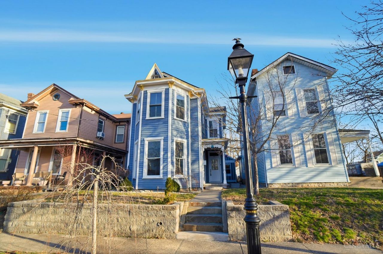 924 Campbell Avenue, Hamilton, OH 45011 Main Photo