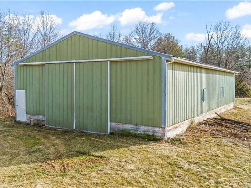 10999 Morrison Mikesell Road, New Paris, OH 45347 Photo 4