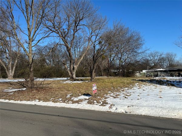 Cedar , Sallisaw, OK 74955