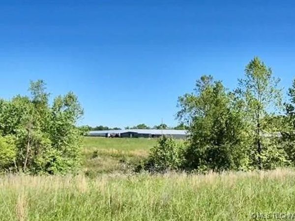 E 420 Road , Eucha, OK 74342