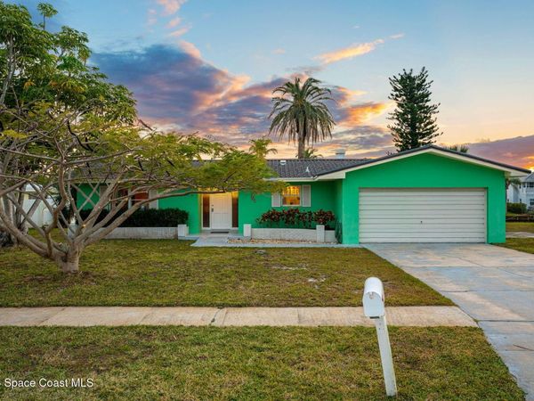 156 Jamaica Drive, Cocoa Beach, FL 32931