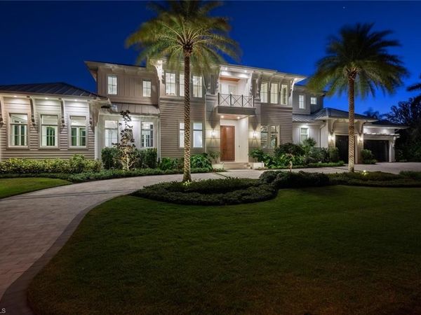 330 Broad AVE N, NAPLES, FL 34102