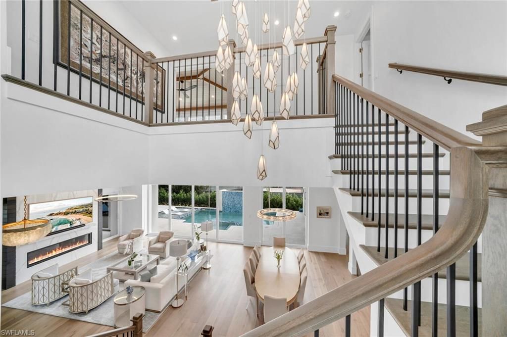 330 Broad Ave N, Naples, FL 34102 Photo
