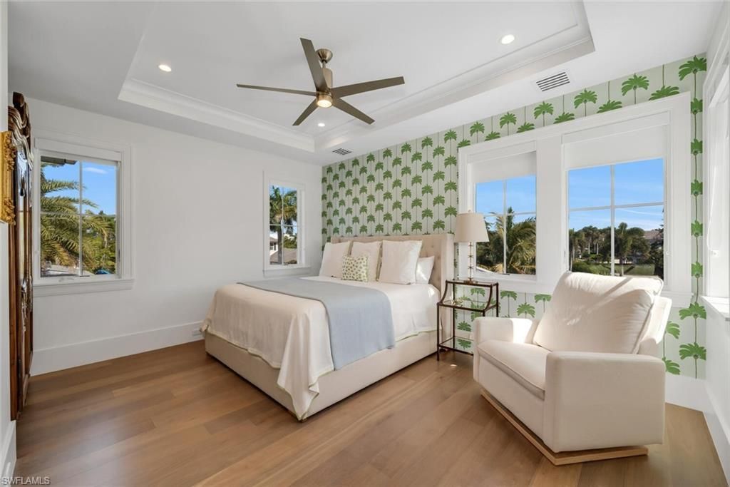 330 Broad Ave N, Naples, FL 34102 Photo