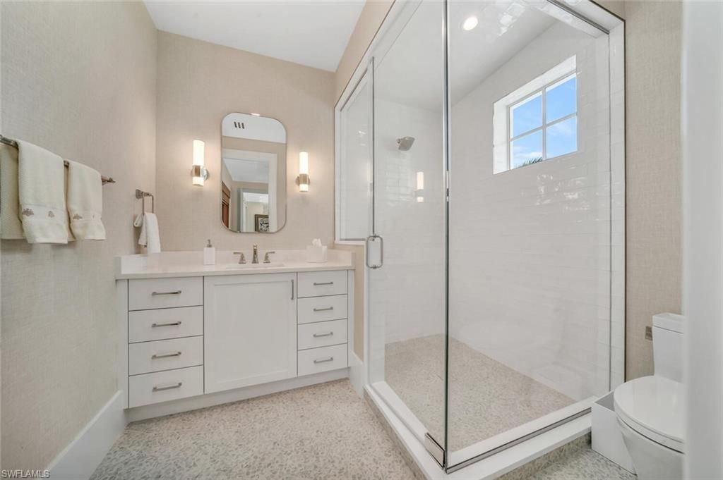 330 Broad Ave N, Naples, FL 34102 Photo