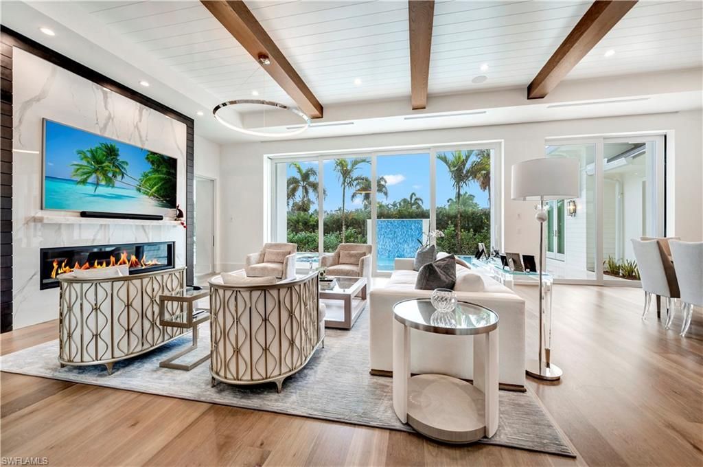 330 Broad Ave N, Naples, FL 34102 Photo