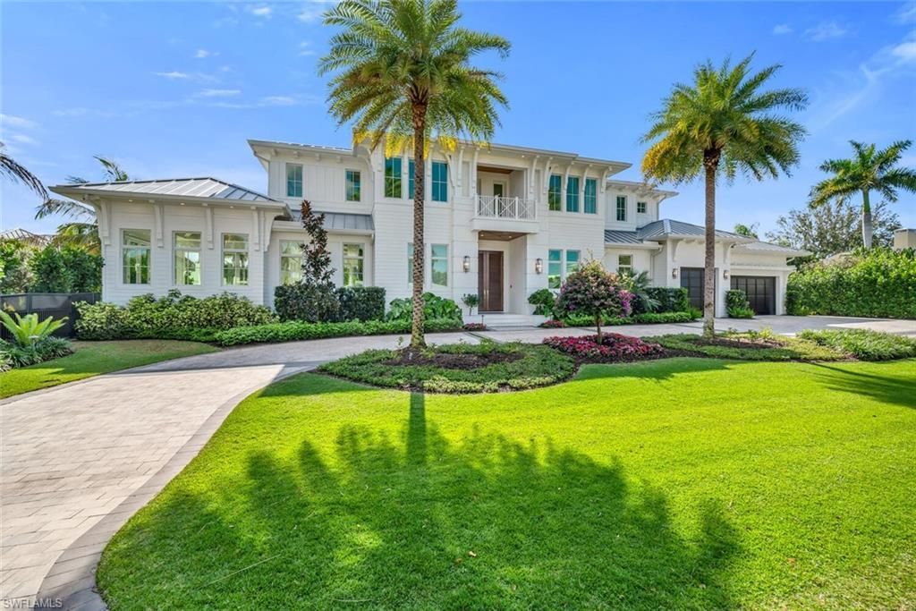 330 Broad Ave N, Naples, FL 34102 Photo
