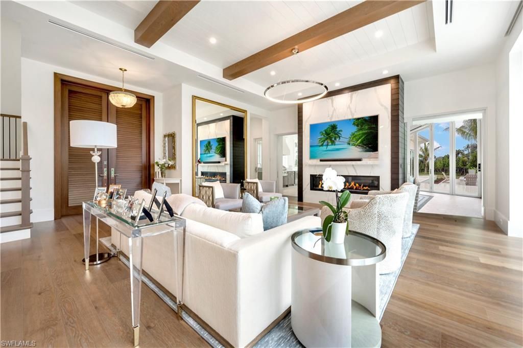 330 Broad Ave N, Naples, FL 34102 Photo