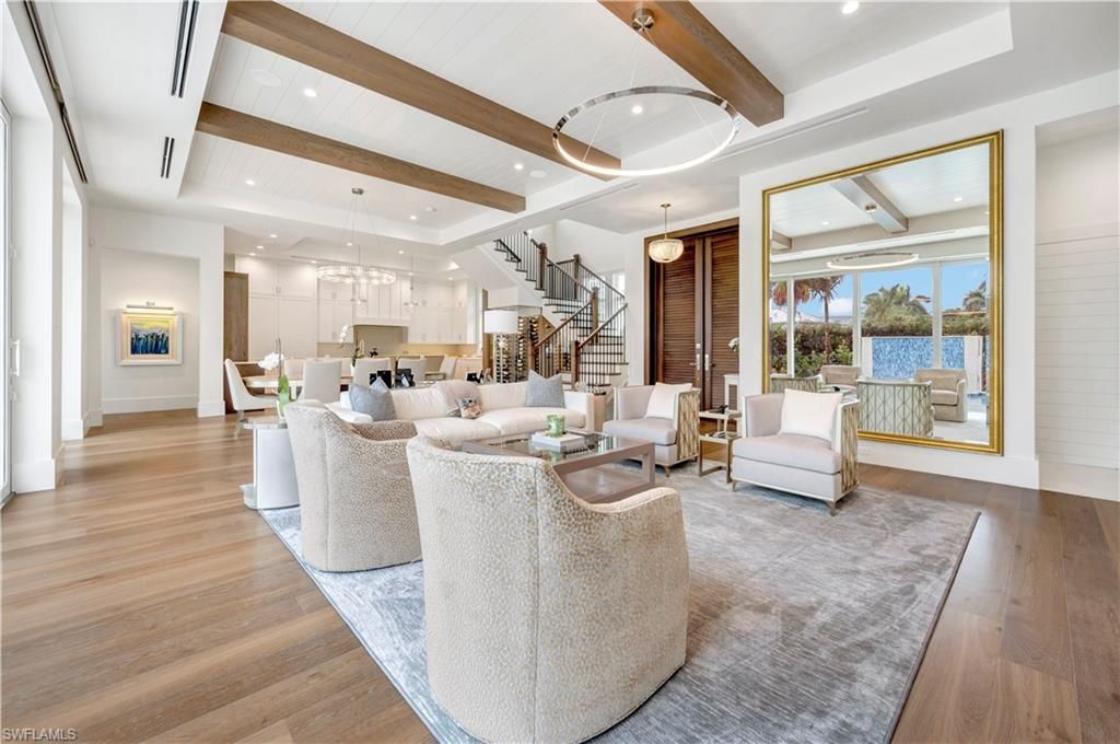 330 Broad Ave N, Naples, FL 34102 Photo