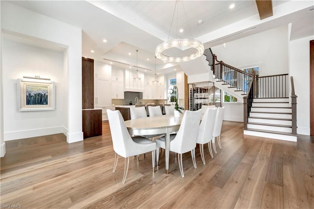 330 Broad Ave N, Naples, FL 34102 Photo