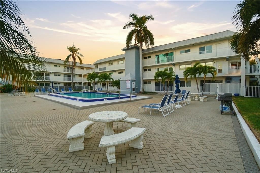 1100 8th Ave S, Unit 206C, Naples, FL 34102 Photo