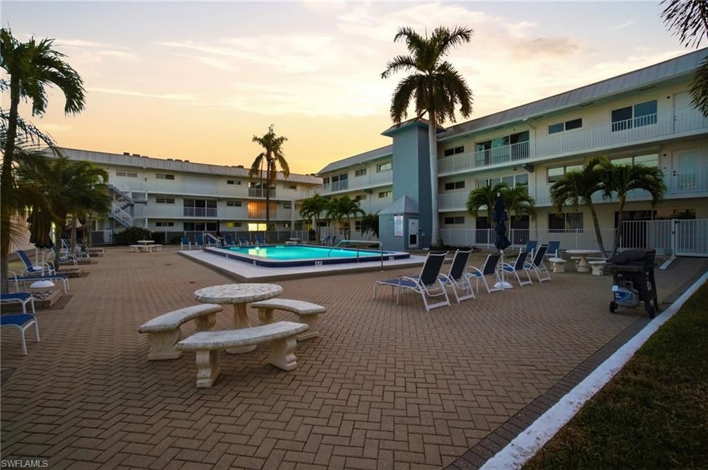 1100 8th Ave S, Unit 206C, Naples, FL 34102 Photo