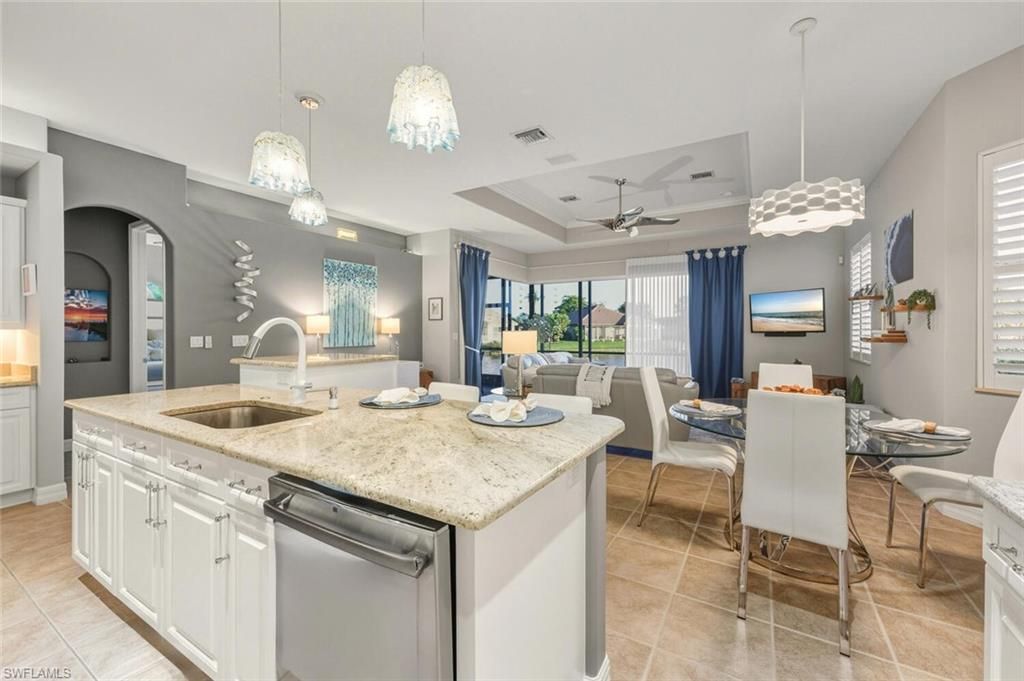 14610 Laguna Dr, Fort Myers, FL 33908 Photo