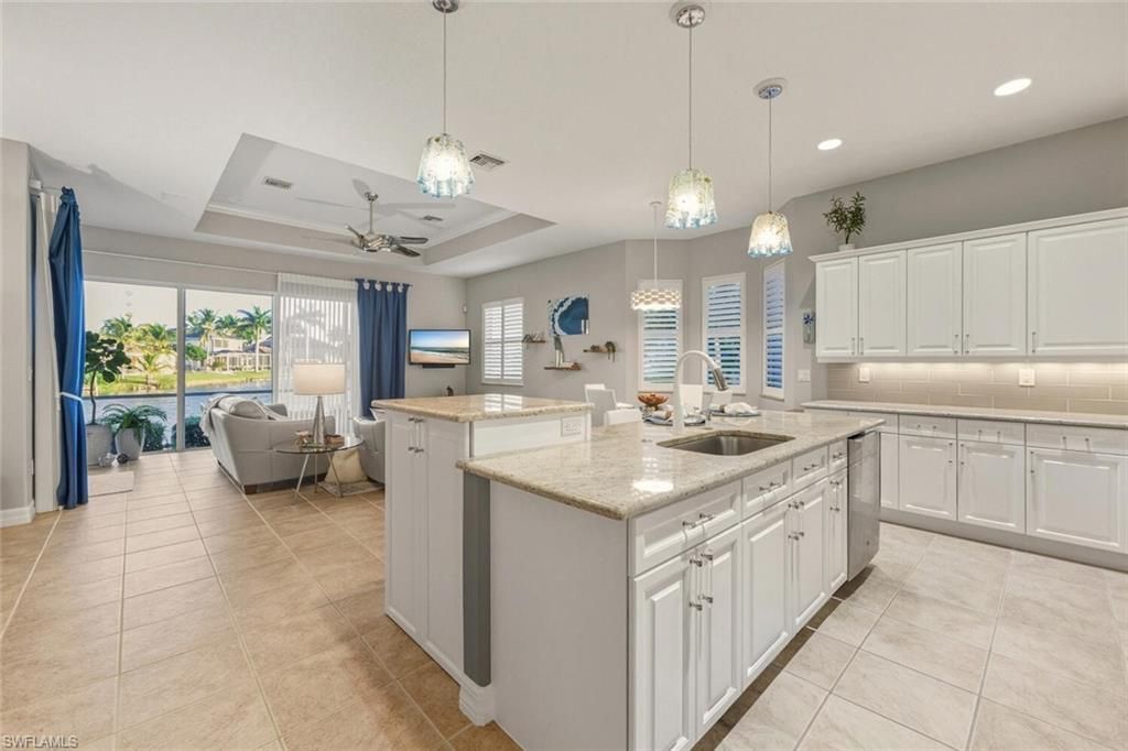 14610 Laguna Dr, Fort Myers, FL 33908 Photo