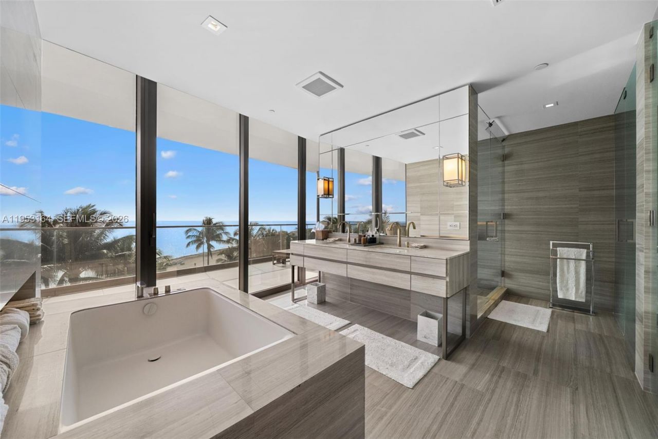 18975 Collins Ave, Unit 400, Sunny Isles Beach, FL 33160 Photo