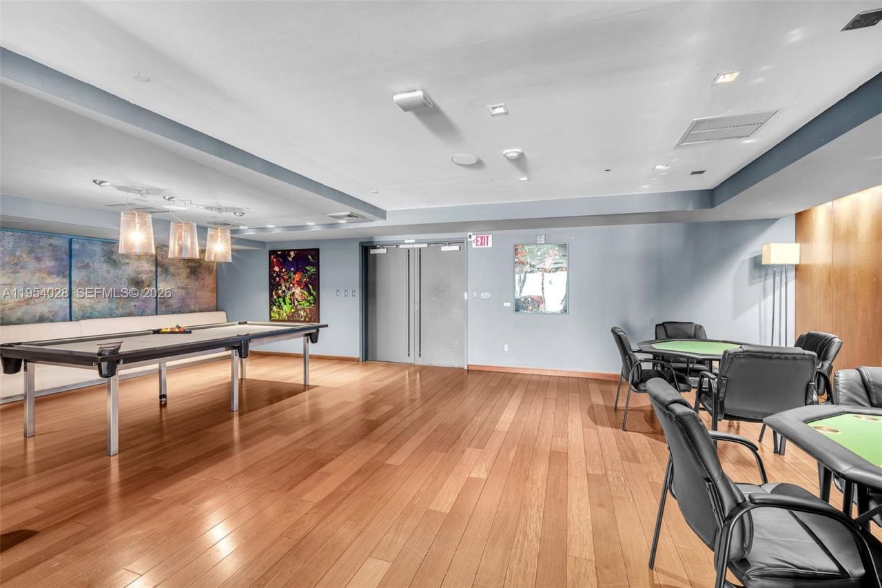 325 S Biscayne Blvd, Unit LPH 17, Miami, FL 33131 Photo