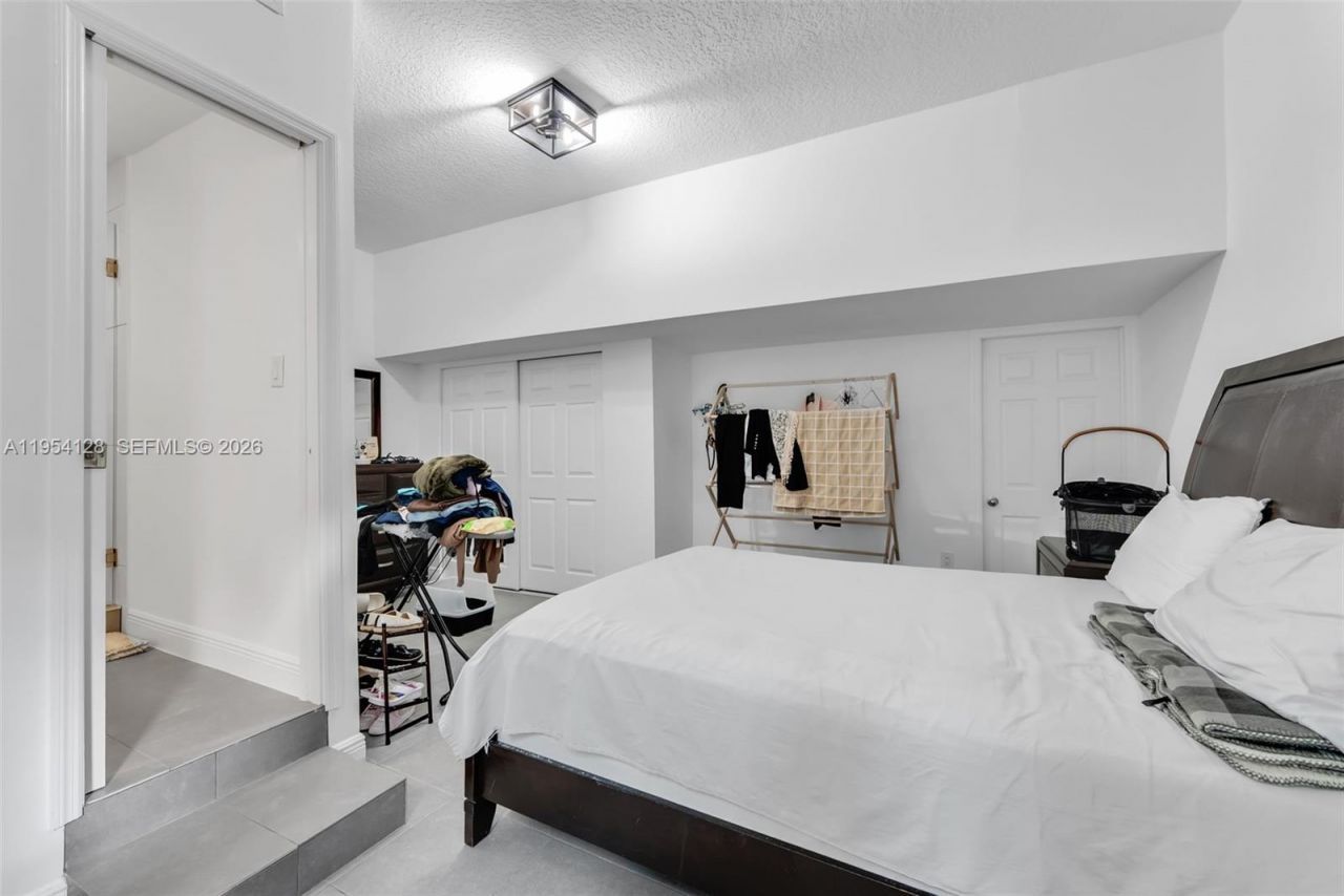 5262 SW 158th Ave, Miramar, FL 33027 Photo