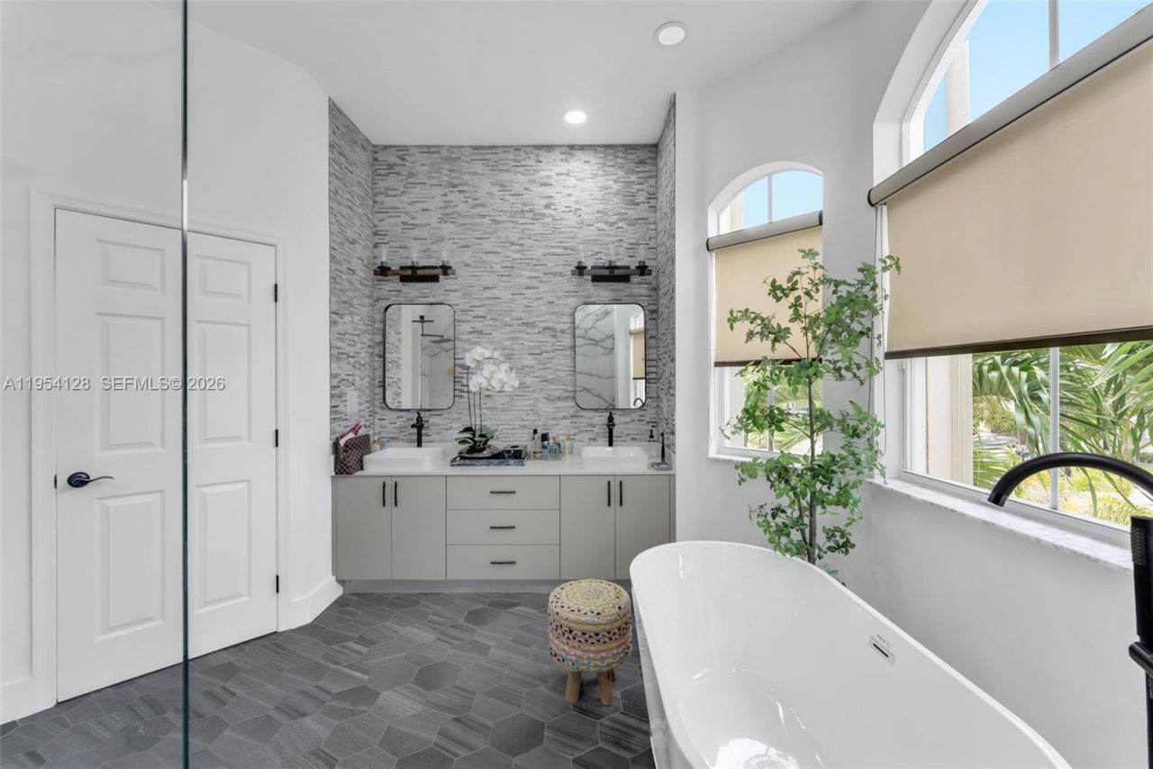 5262 SW 158th Ave, Miramar, FL 33027 Photo