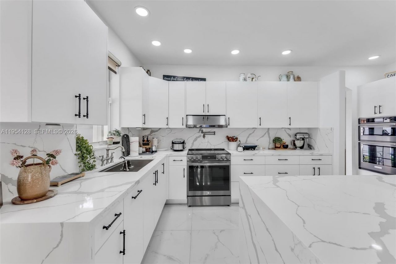 5262 SW 158th Ave, Miramar, FL 33027 Photo