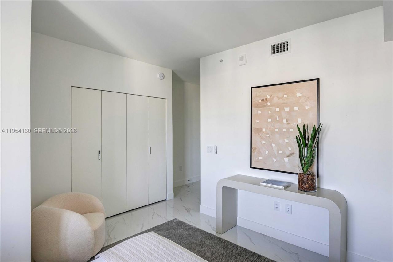 700 NE 24 St, Unit 1802, Miami, FL 33137 Photo