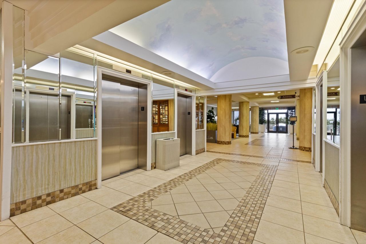 1105 Ocean Blvd. S Photo 28