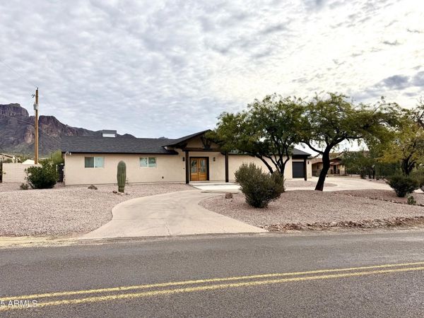 1165 N MOUNTAIN VIEW Road, Apache Junction, AZ 85119