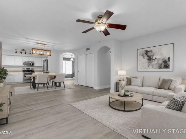 4662 E CHERRY HILLS Drive, Chandler, AZ 85249