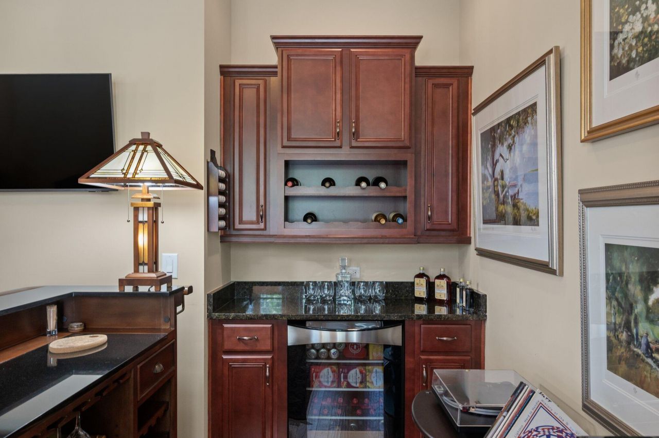 3765 Maidstone Drive Photo 14