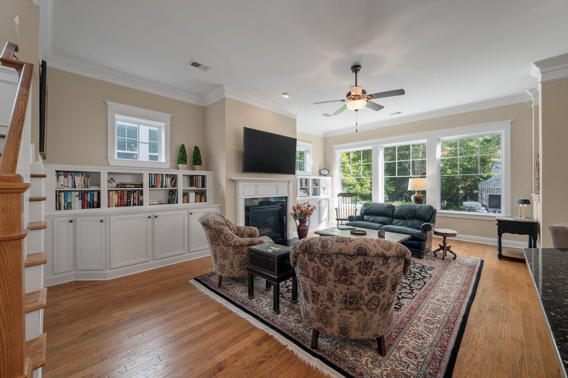 3765 Maidstone Drive Photo 4