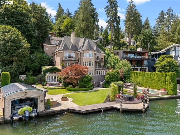 1527 LAKE FRONT RD, Lake Oswego, OR 97034