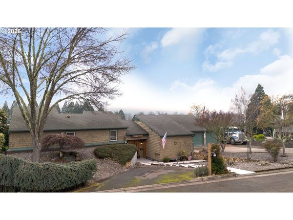 605 DEERWOOD CT, Winston, OR 97496