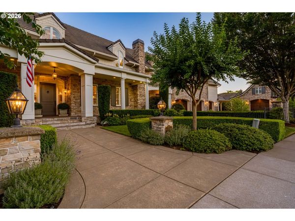 2628 EDGEWATER DR, Eugene, OR 97401