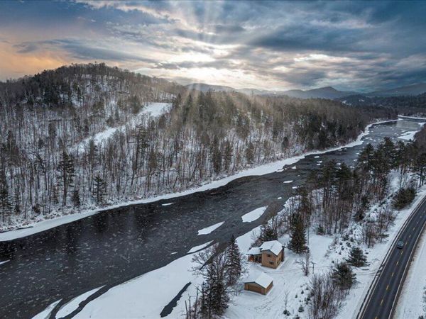 3996 State Route 28, North Creek, NY 12853