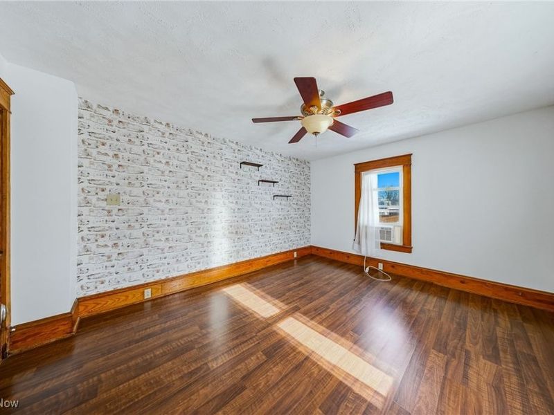 425 N 17th Street, Sebring, OH 44672 Photo 8