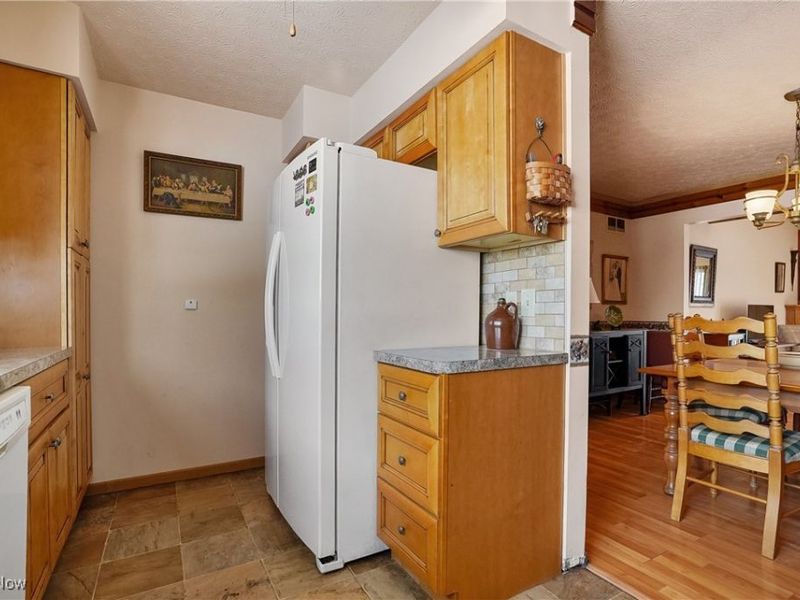 416 Rockys Run Road, Akron, OH 44319 Photo 18