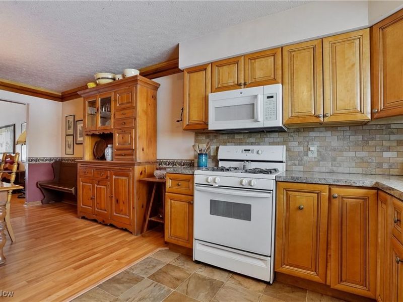 416 Rockys Run Road, Akron, OH 44319 Photo 19