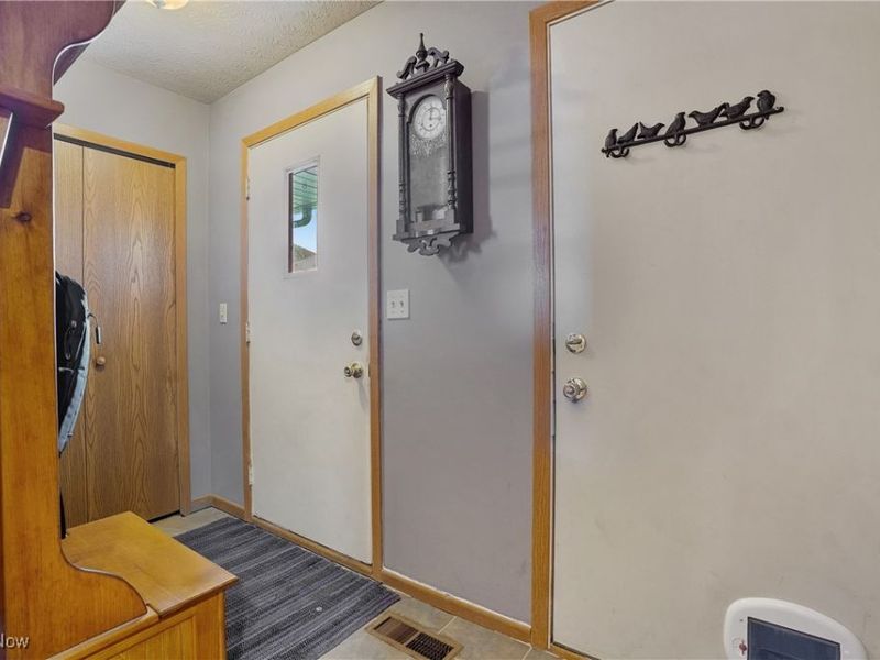 416 Rockys Run Road, Akron, OH 44319 Photo 8