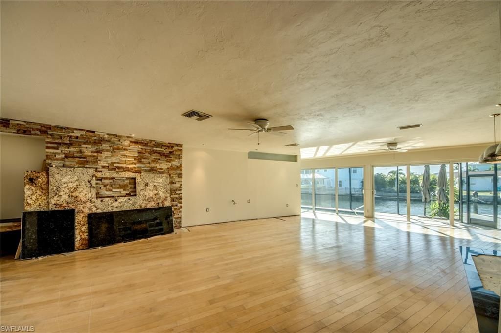 2701 Bruce St, Matlacha, FL 33993 Photo