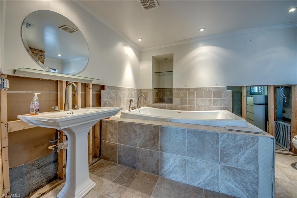 2701 Bruce St , Matlacha, FL 33993 Photo