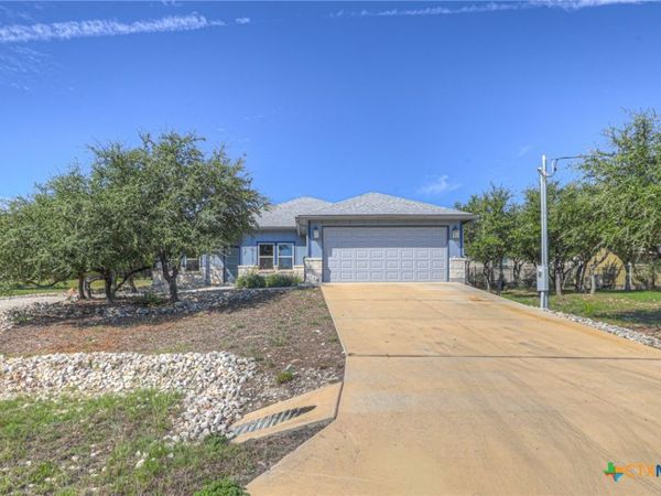 381 Monarch, Canyon Lake, TX 78133
