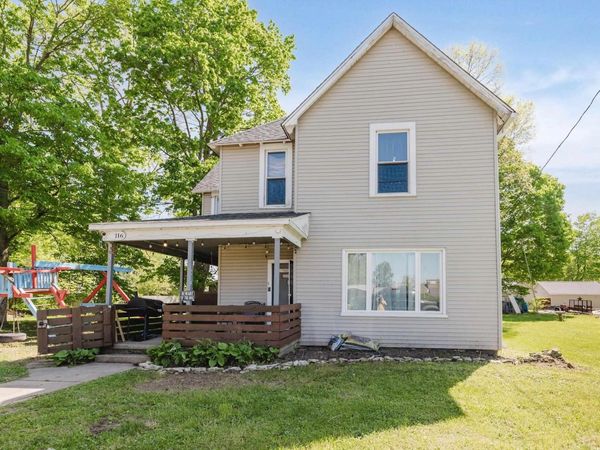 116 W 8th Street, Matthews, IN 46957