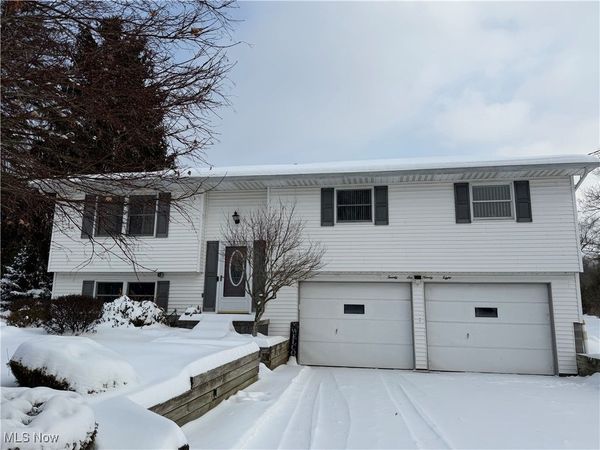 2698 McCleary Jacoby, Cortland, OH 44410