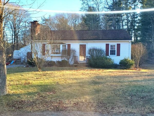 5 Elm St, Plympton, MA 02367