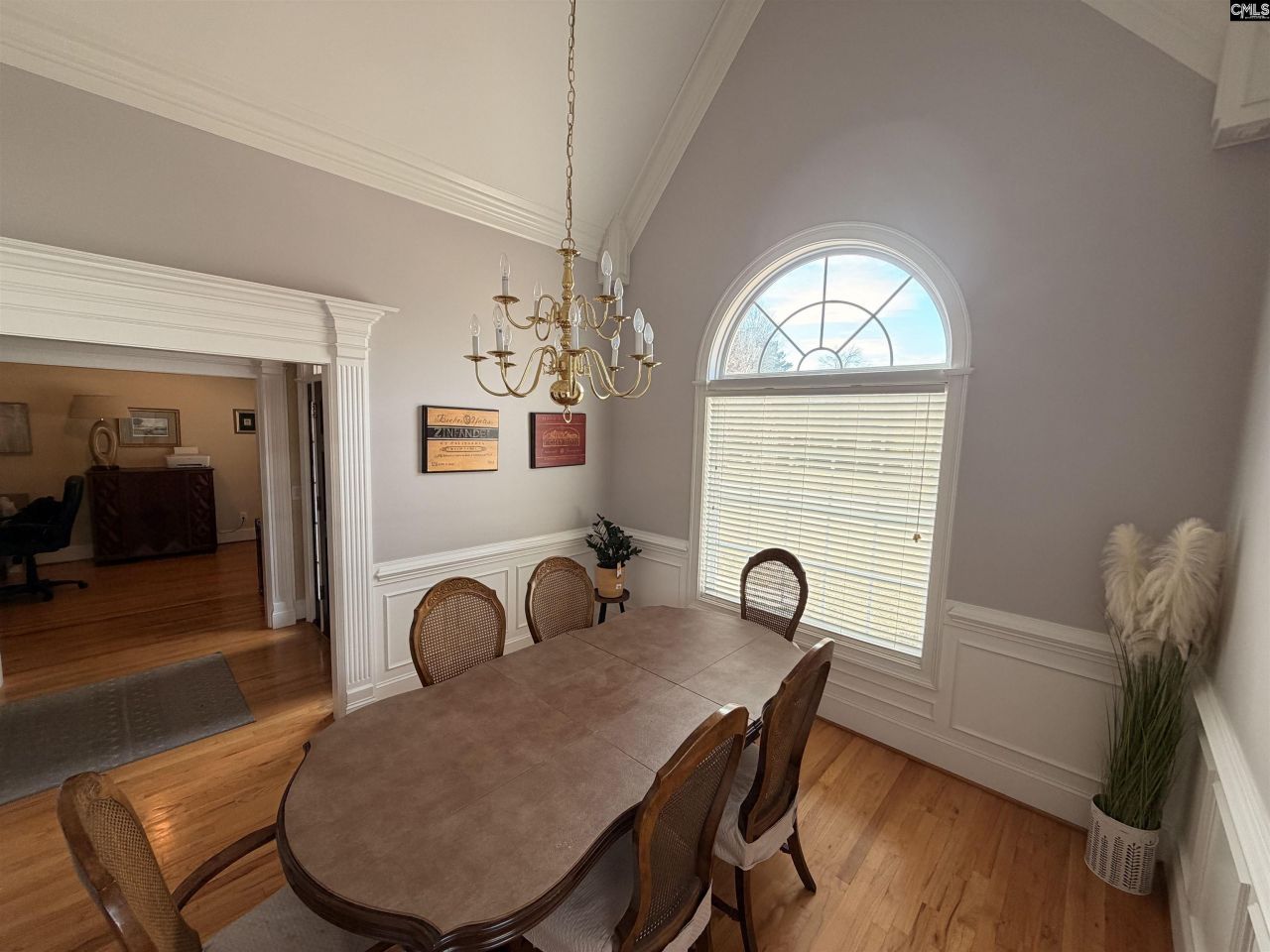 135 Clubhouse Drive Photo 10