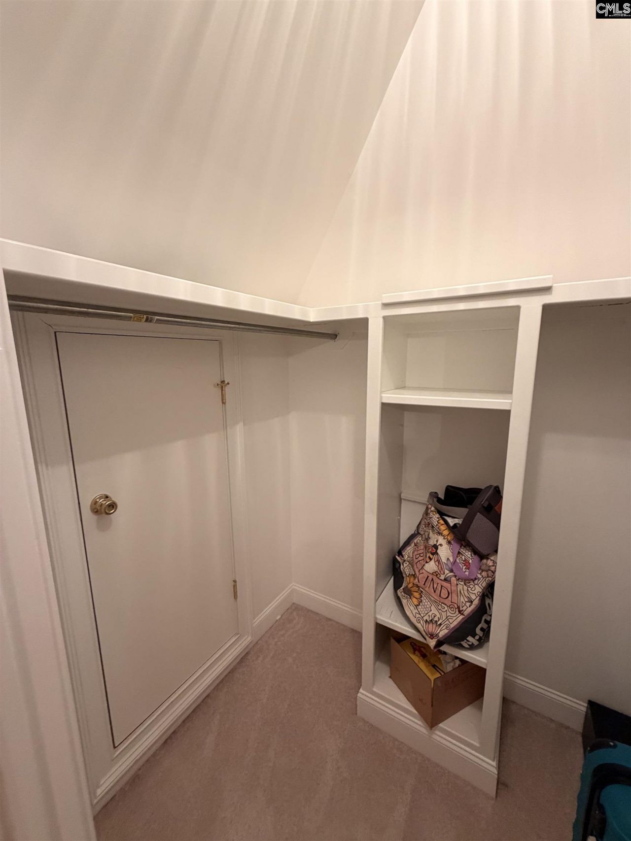 135 Clubhouse Drive Photo 22