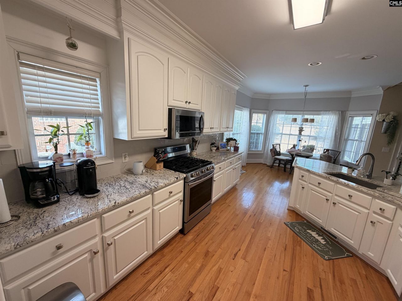 135 Clubhouse Drive Photo 4