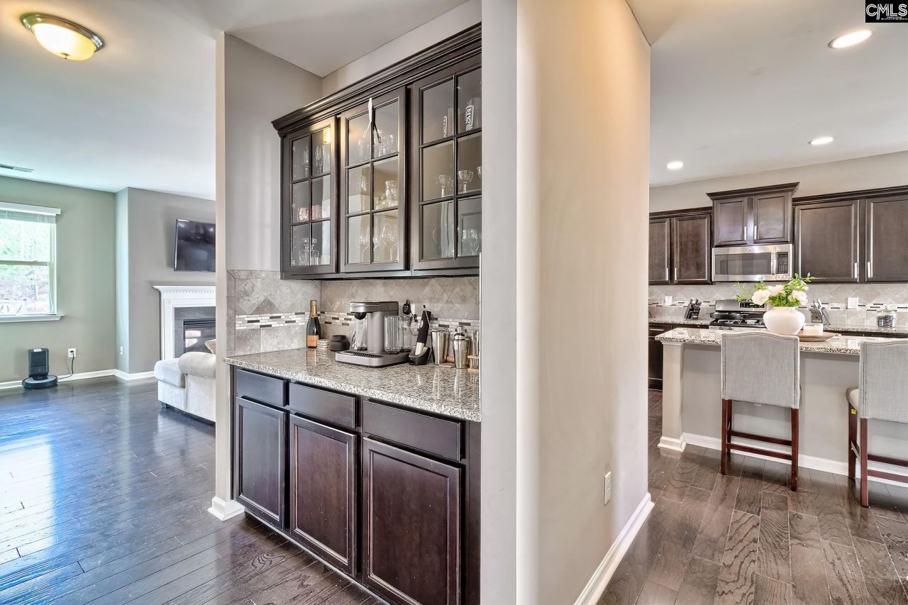 301 Massey Circle  Photo 6