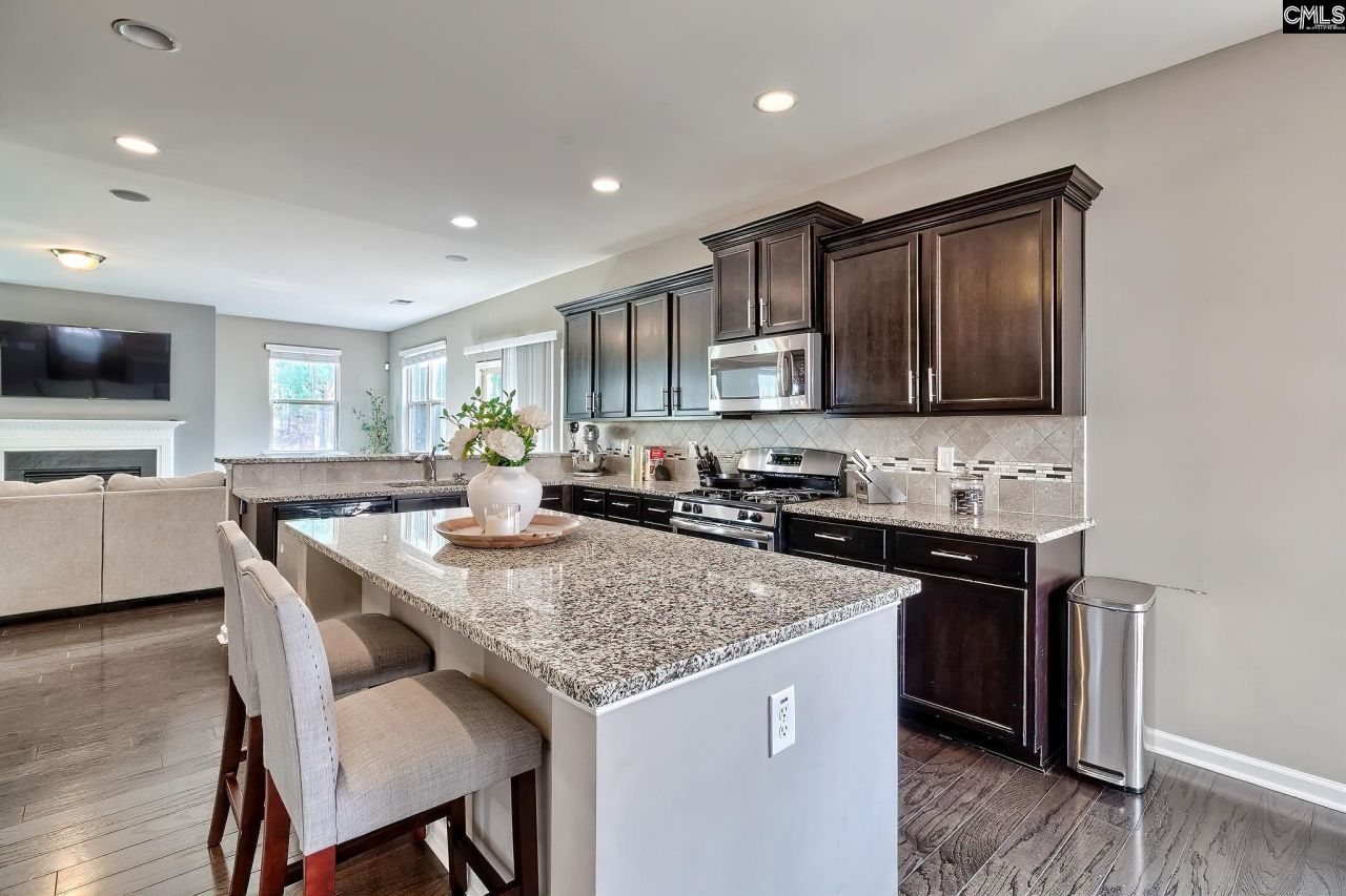 301 Massey Circle  Photo 8