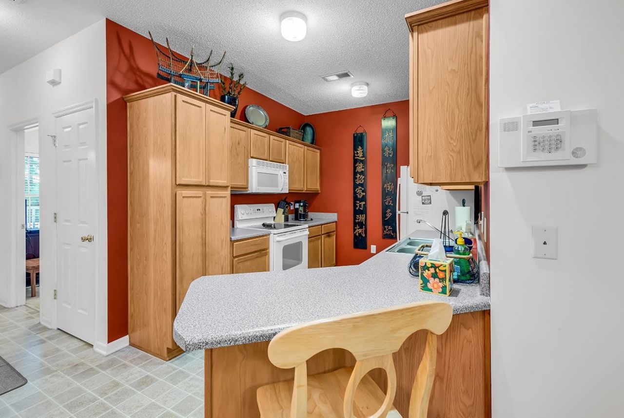 160 Lazy Willow Ln. Photo 5