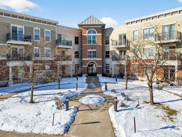 2581 Smith's Crossing, Unit 312, Sun Prairie, WI 53590